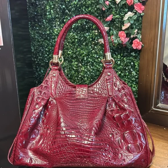 🚨🚨RED BRAHMIN STATCHEL🚨🚨 - Picture 6 of 7